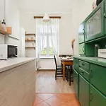 شقة Komfortowy Blisko Rzeki We Wroclawiu Z Biurkiem I Wanna By Renters *