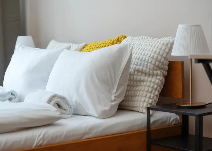 Apartmán Komfortowy Blisko Rzeki We Wroclawiu Z Biurkiem I Wanna By Renters Vratislav