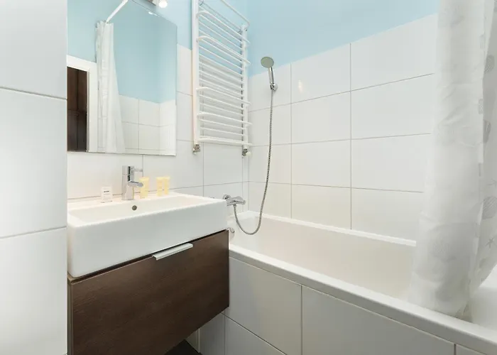 Apartmán Komfortowy Blisko Rzeki We Wroclawiu Z Biurkiem I Wanna By Renters